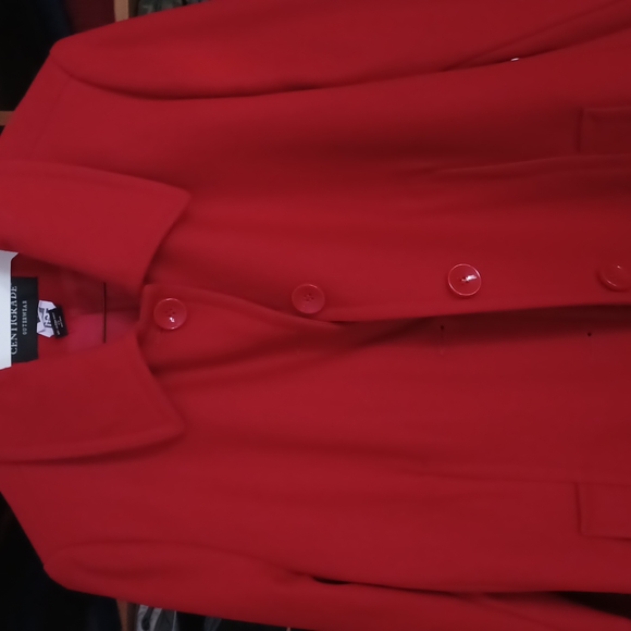 Womens red wool coat - Picture 2 of 4